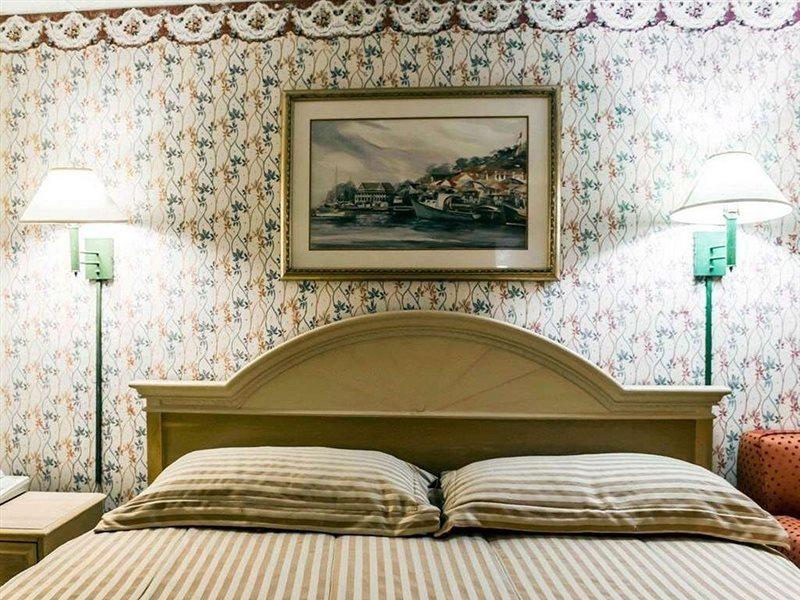 Econo Lodge Перри Экстерьер фото