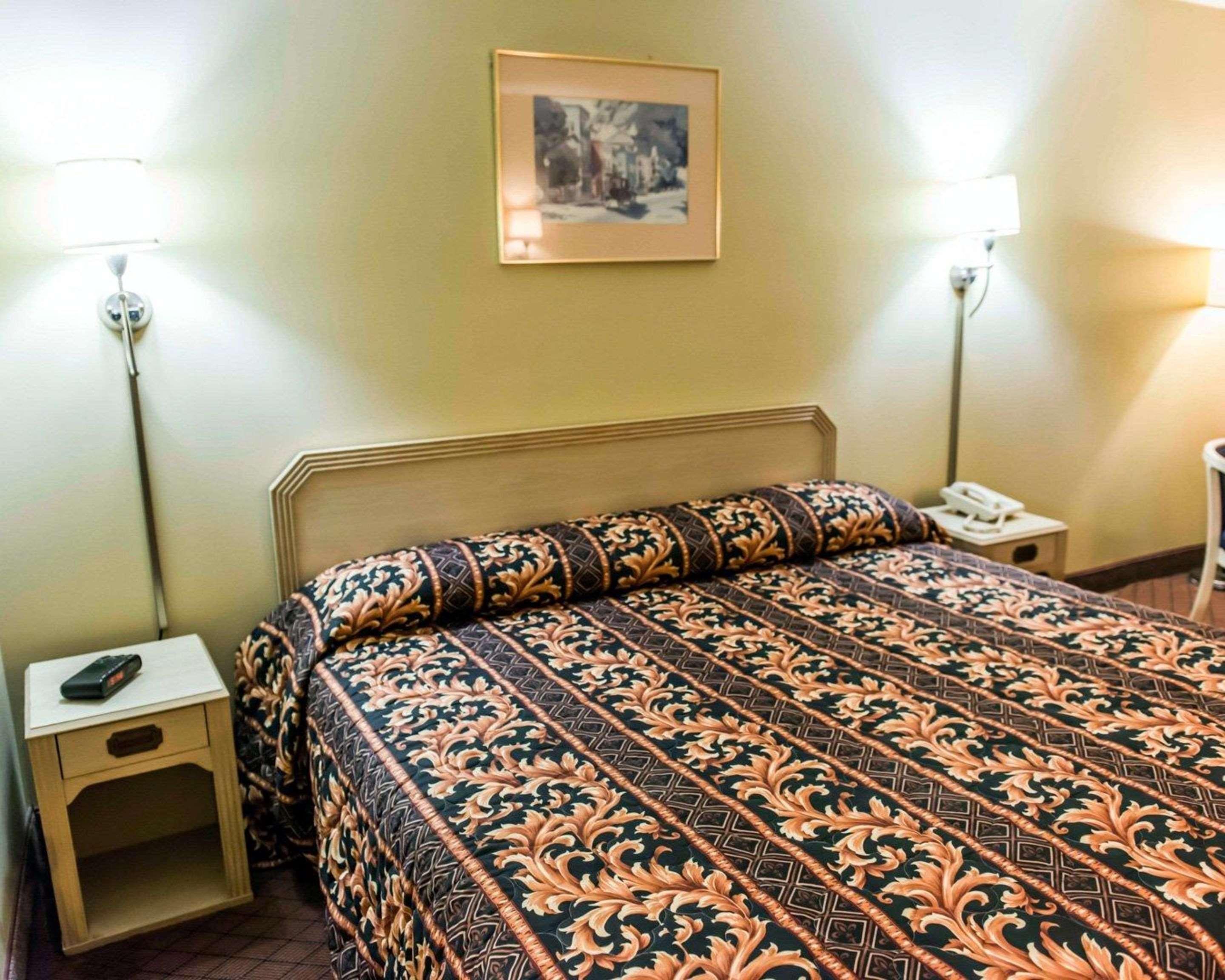 Econo Lodge Перри Экстерьер фото