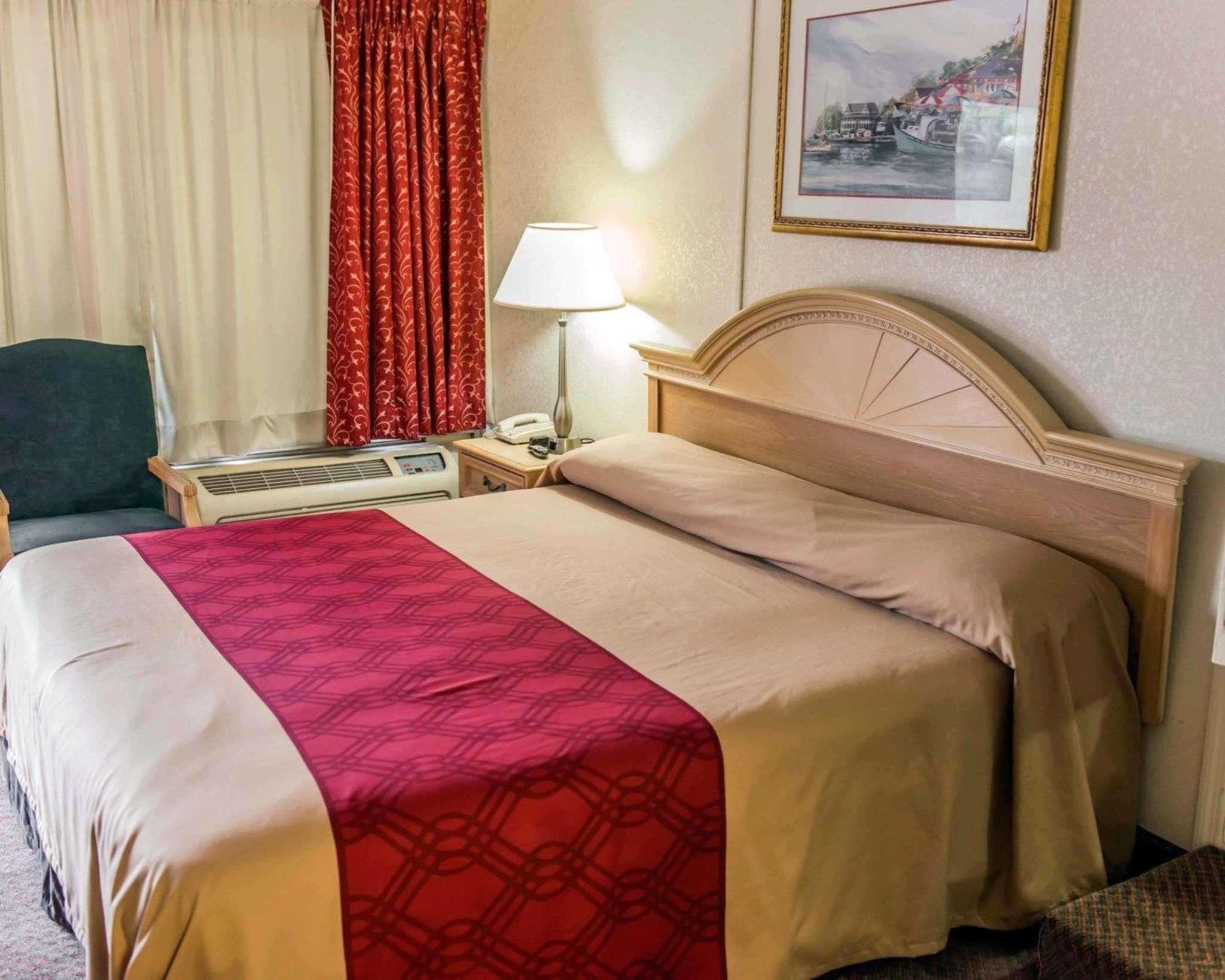 Econo Lodge Перри Экстерьер фото