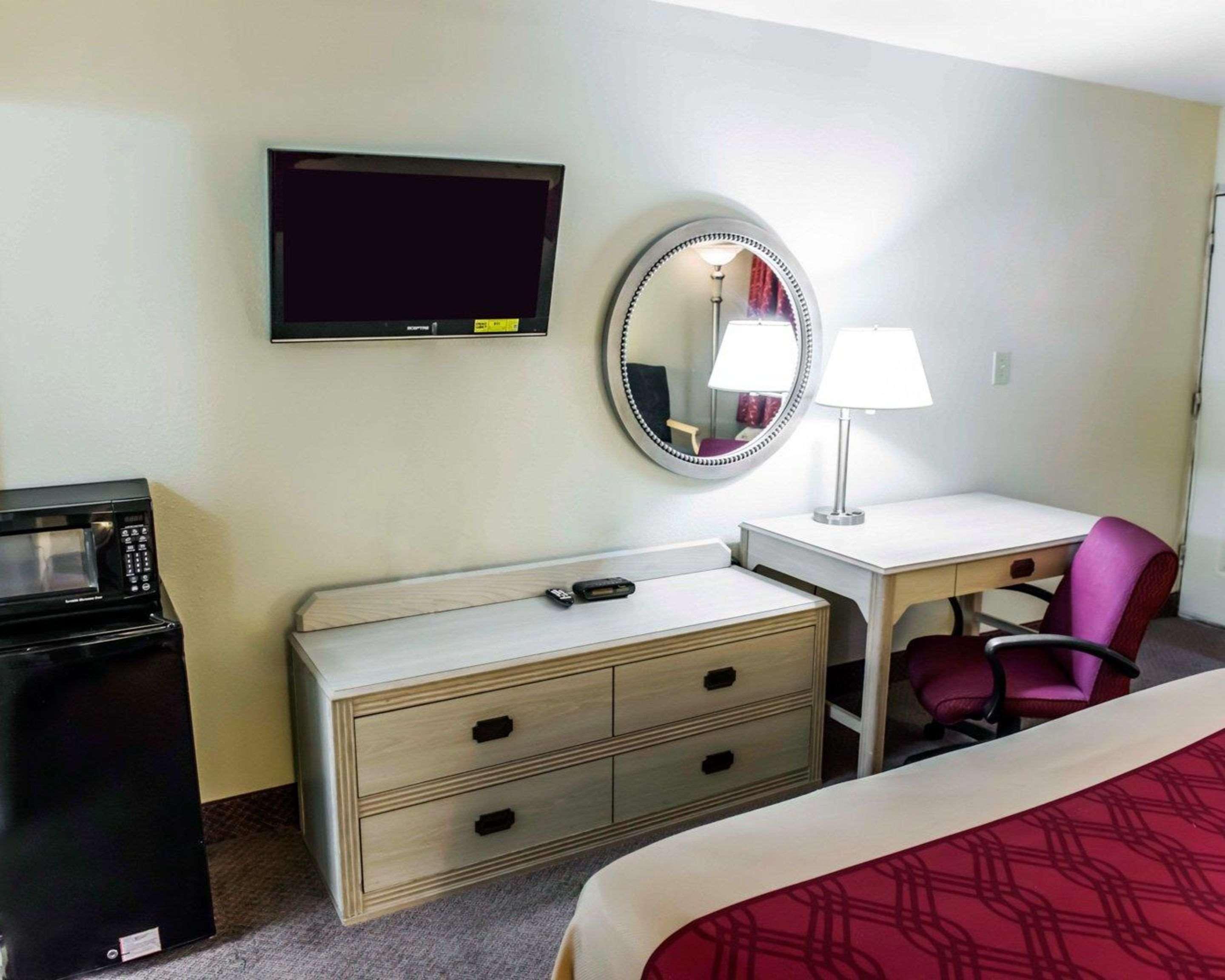 Econo Lodge Перри Экстерьер фото