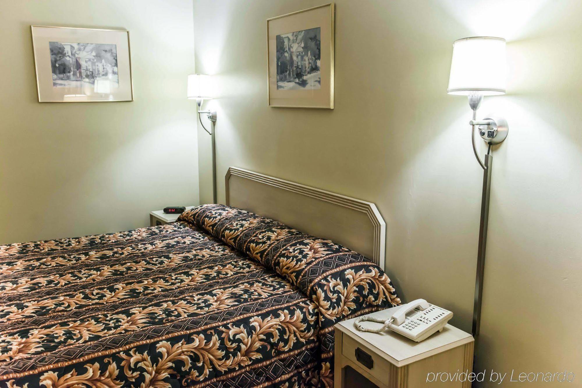Econo Lodge Перри Экстерьер фото