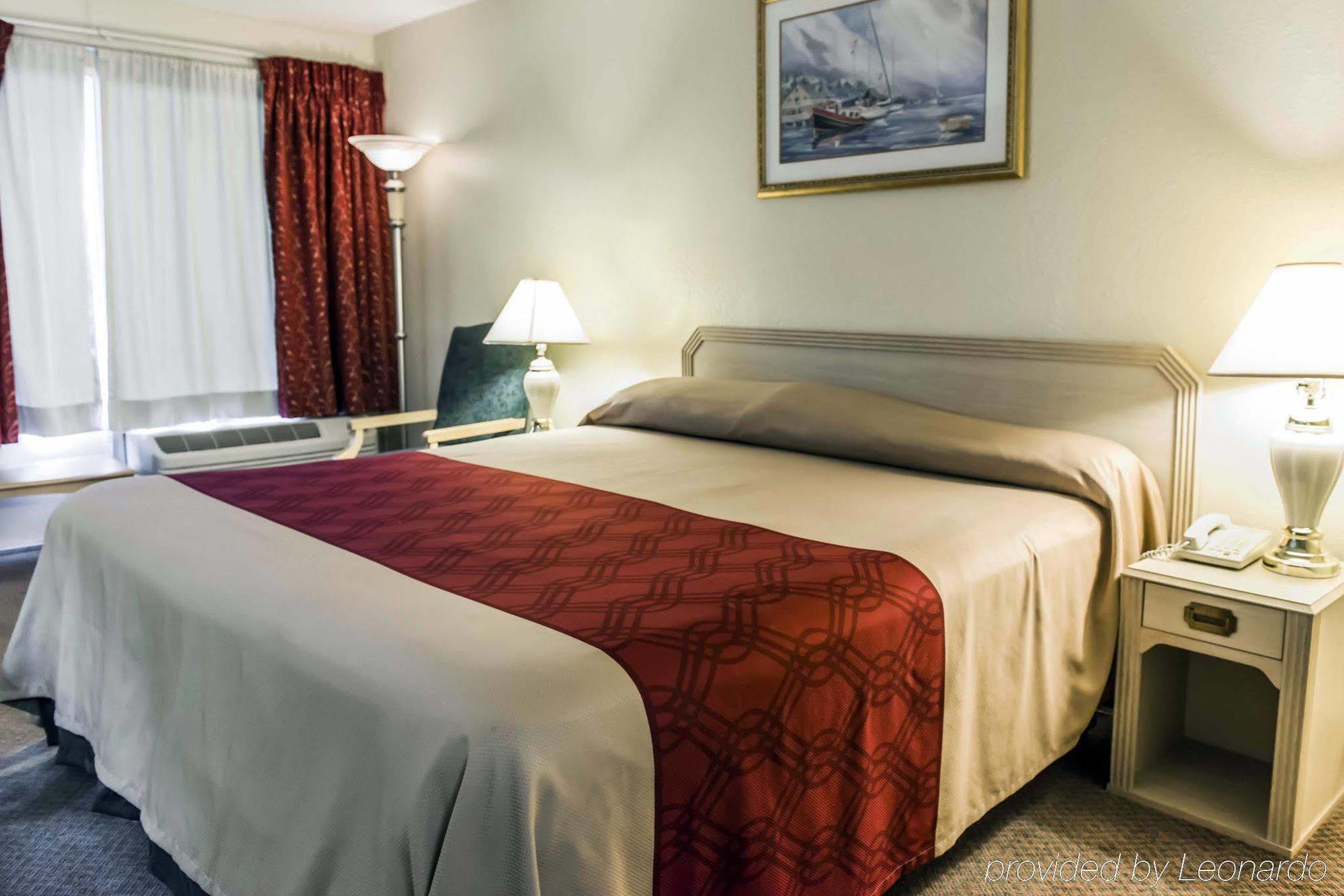 Econo Lodge Перри Экстерьер фото