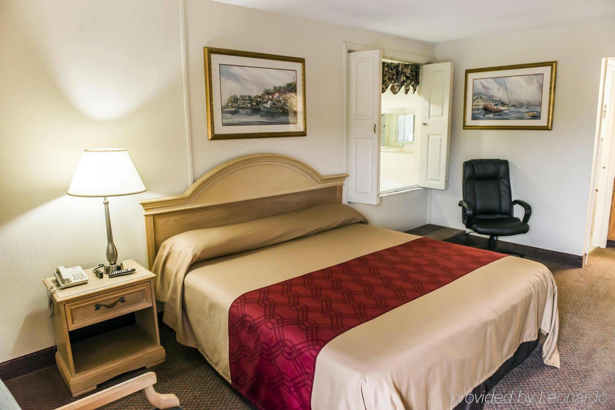 Econo Lodge Перри Экстерьер фото